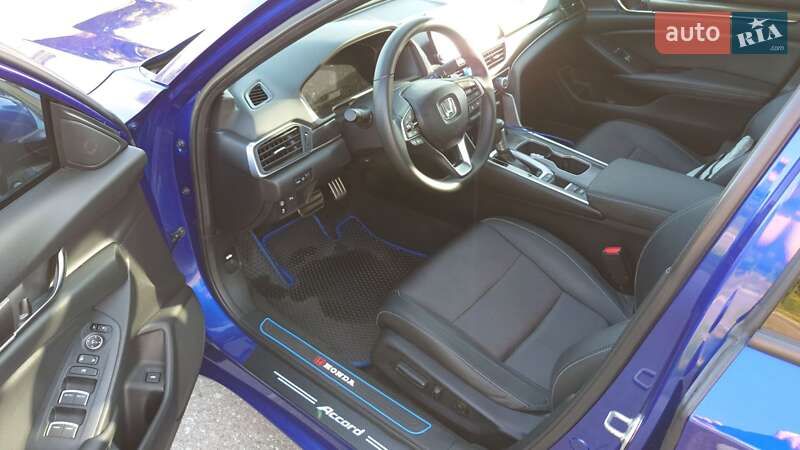 Седан Honda Accord 2019 в Львові