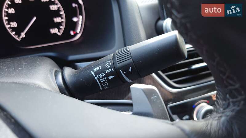 Седан Honda Accord 2019 в Львові