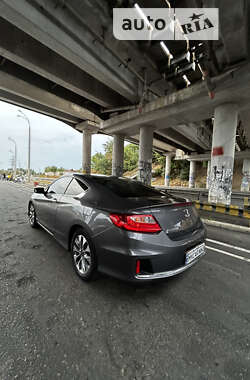 Купе Honda Accord 2013 в 