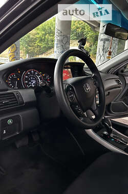 Купе Honda Accord 2013 в 