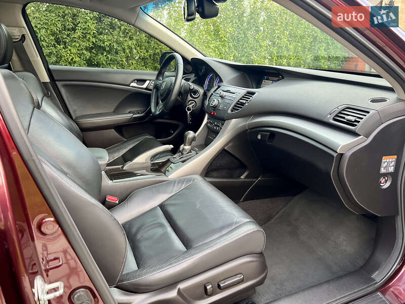 Седан Honda Accord 2011 в Одессе