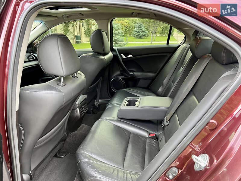 Седан Honda Accord 2011 в Одессе