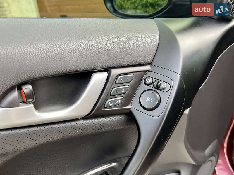 Седан Honda Accord 2011 в Одессе