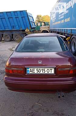 Седан Honda Accord 1998 в Днепре