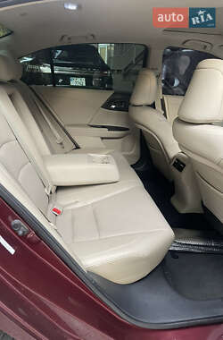 Седан Honda Accord 2013 в Києві