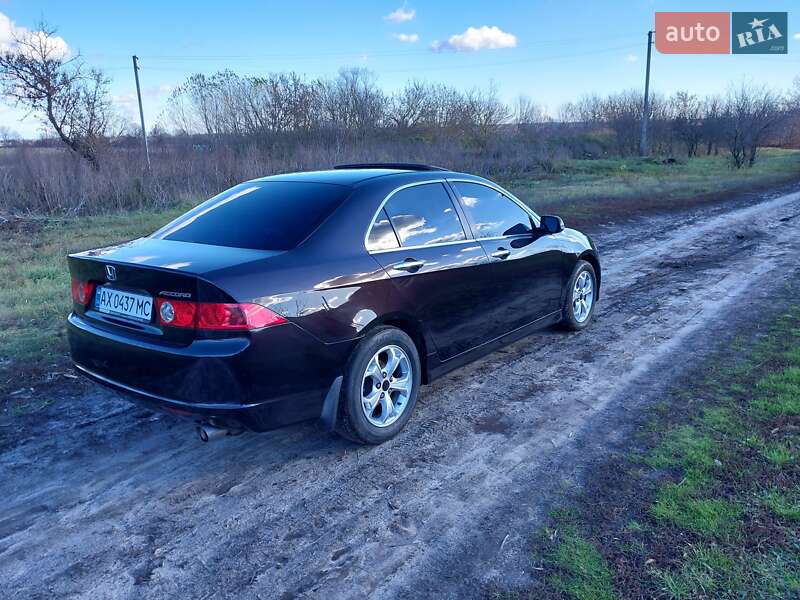 Седан Honda Accord 2006 в Краснокутську