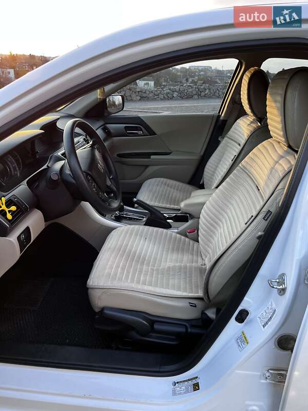 Седан Honda Accord 2015 в Білій Церкві