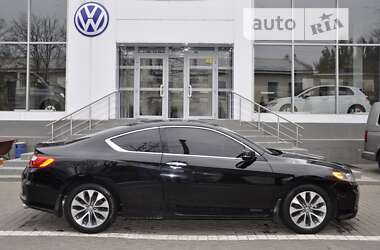 Купе Honda Accord 2015 в 