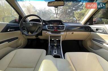 Седан Honda Accord 2013 в Каменском