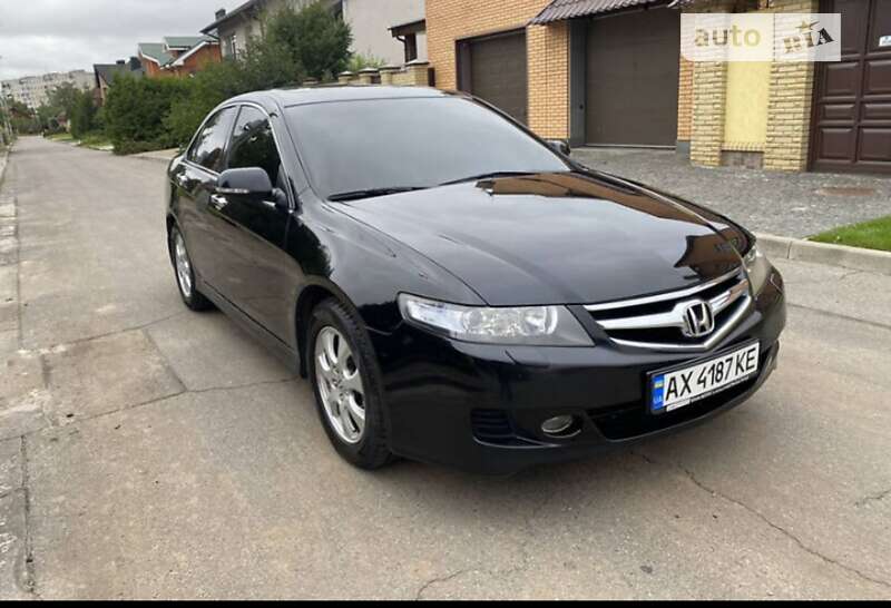 Седан Honda Accord 2006 в Львове