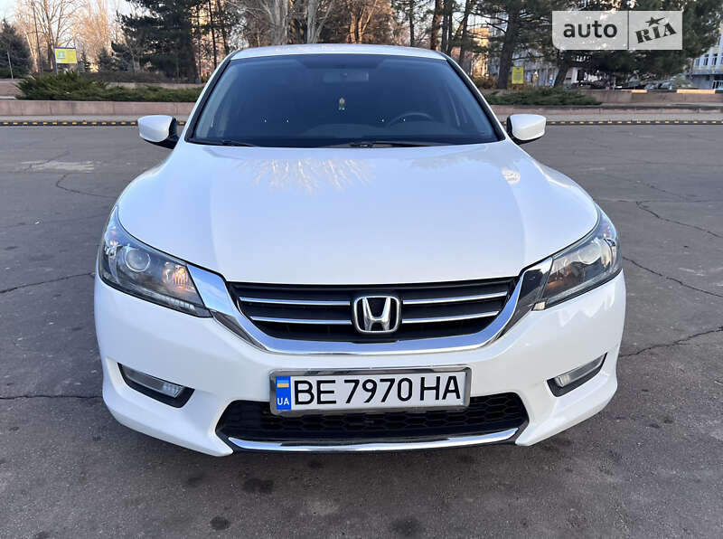 Седан Honda Accord 2014 в Миколаєві