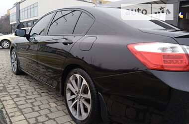 Седан Honda Accord 2013 в Ужгороді