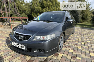 Седан Honda Accord 2004 в Дніпрі