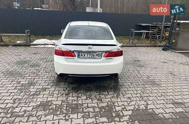 Седан Honda Accord 2014 в Львове
