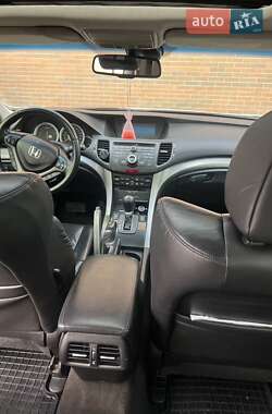 Седан Honda Accord 2008 в Казатине