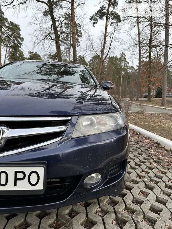 Седан Honda Accord 2006 в Бучі