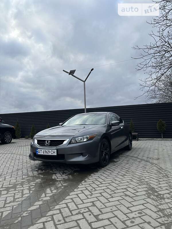 Купе Honda Accord 2012 в Івано-Франківську