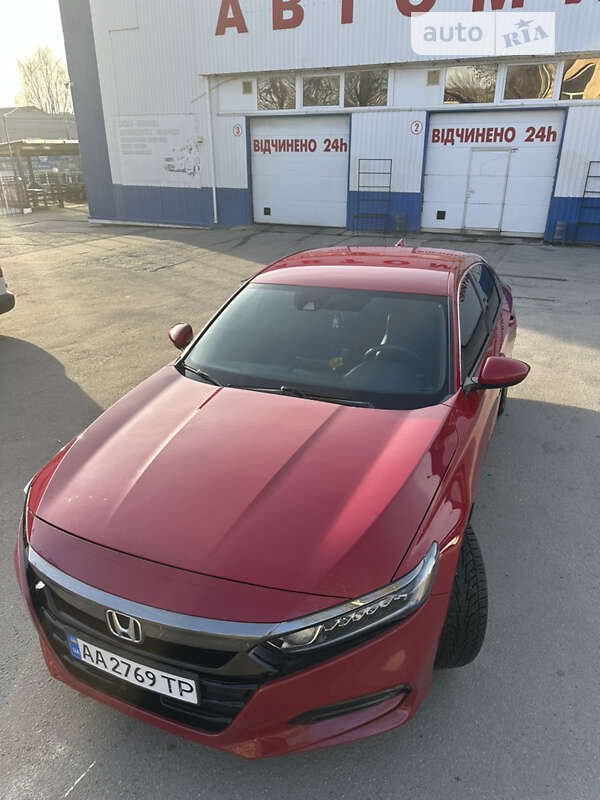 Седан Honda Accord 2018 в Кропивницком