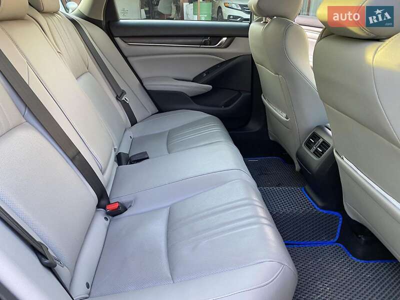 Седан Honda Accord 2019 в Києві