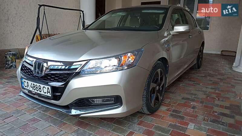 Седан Honda Accord 2014 в Умани