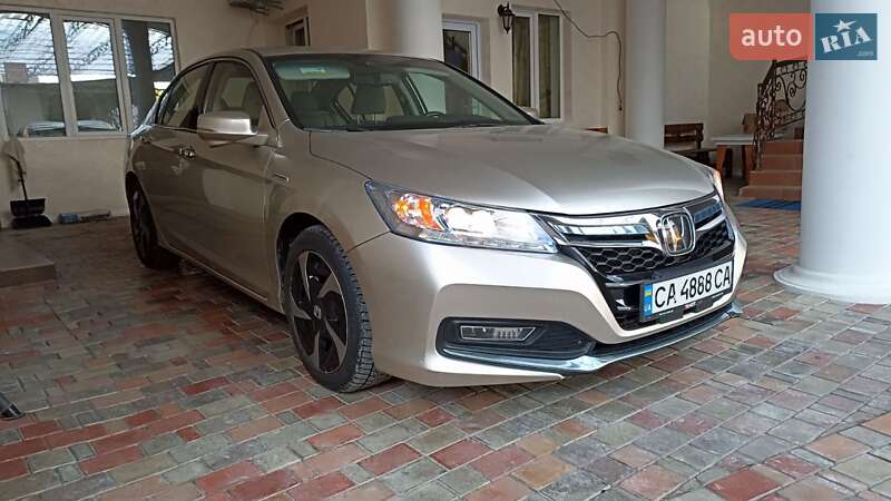 Седан Honda Accord 2014 в Умани