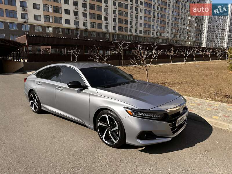 Седан Honda Accord 2022 в Одесі