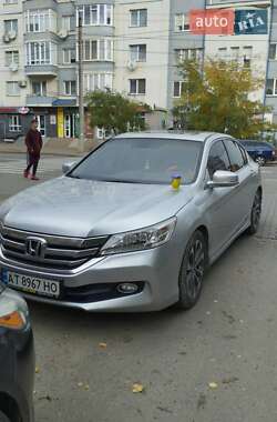 Седан Honda Accord 2014 в Івано-Франківську