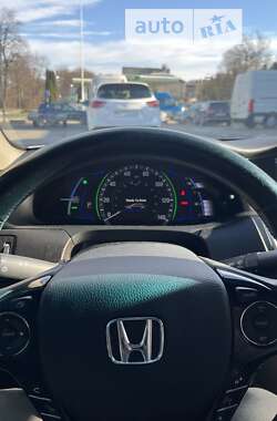 Седан Honda Accord 2015 в Львове