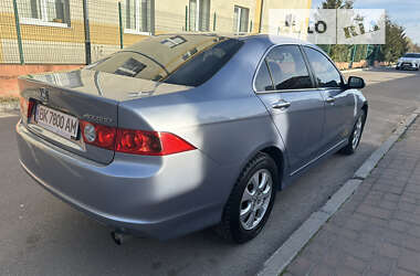 Седан Honda Accord 2006 в Ровно