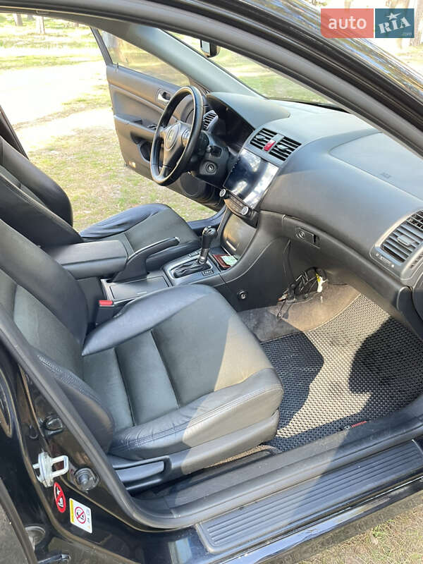 Седан Honda Accord 2006 в Ахтырке