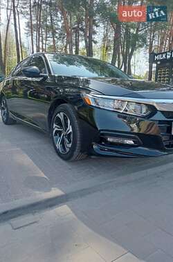 Седан Honda Accord 2018 в 
