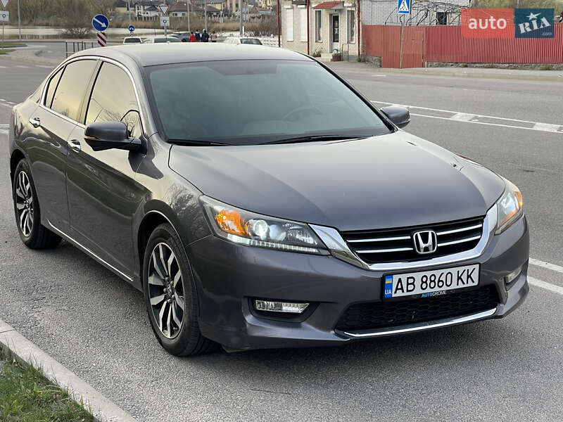 Седан Honda Accord 2014 в Виннице