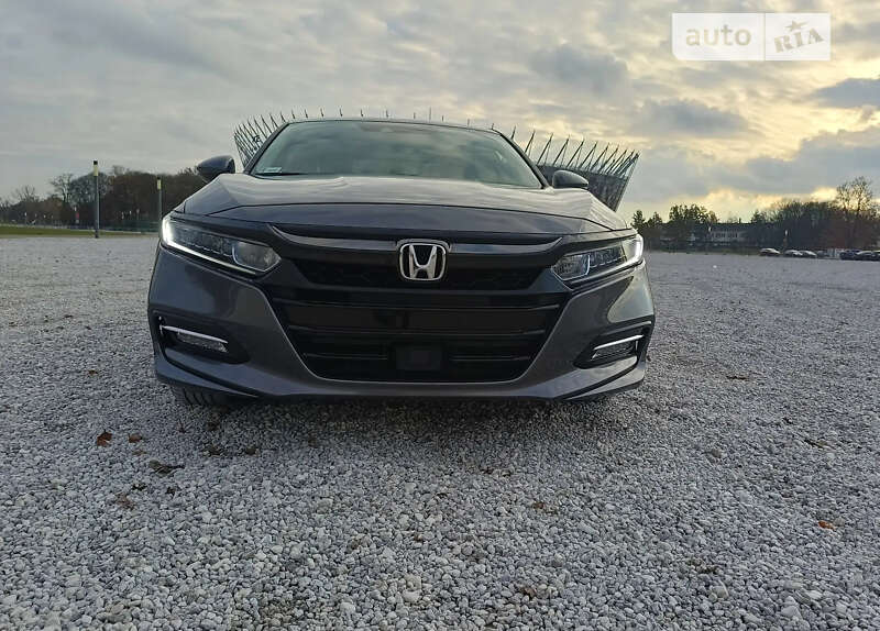 Honda Accord 2019