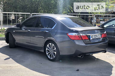 Седан Honda Accord 2013 в Запорожье