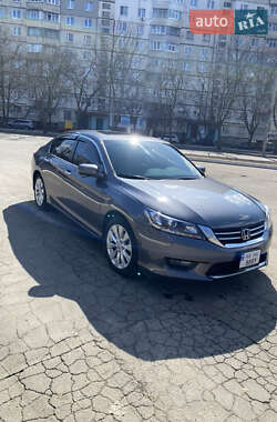 Седан Honda Accord 2014 в Харькове