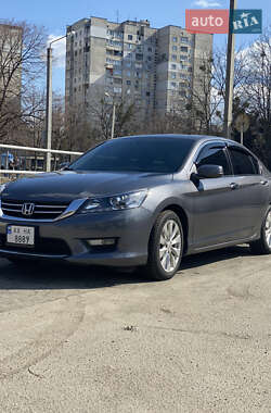 Седан Honda Accord 2014 в Харькове