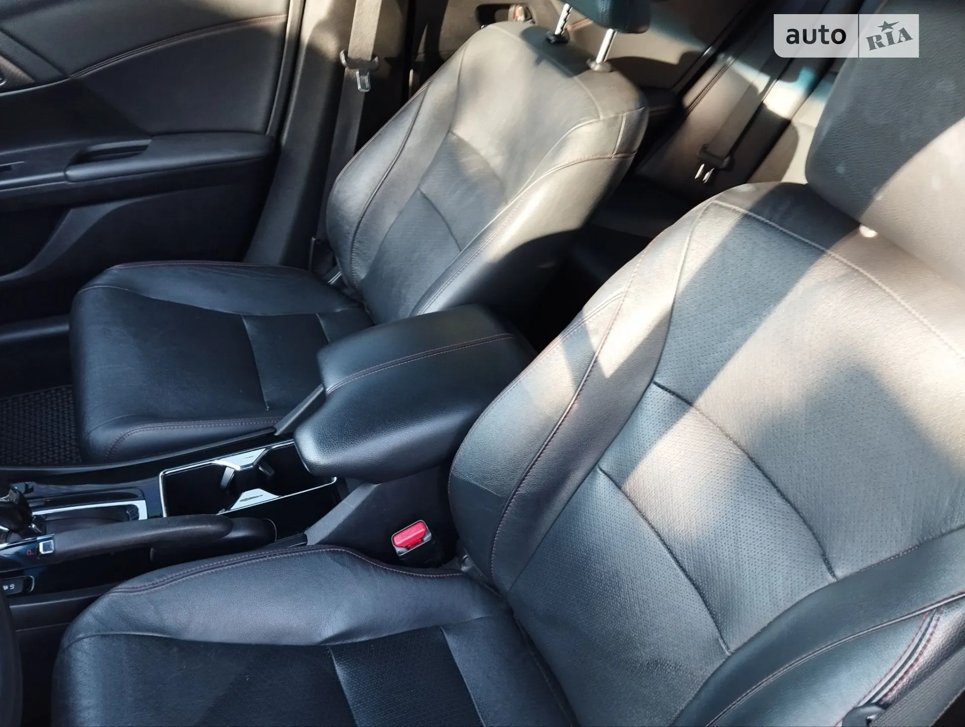 2017 Honda Accord - мініатюра 18