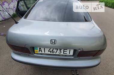 Седан Honda Accord 1996 в Киеве