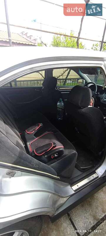 Лифтбек Honda Accord 2001 в Чопе