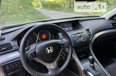 Седан Honda Accord 2009 в Чернигове