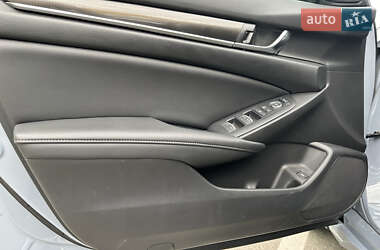 Седан Honda Accord 2022 в 