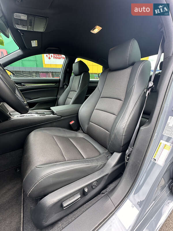 Седан Honda Accord 2022 в Киеве
