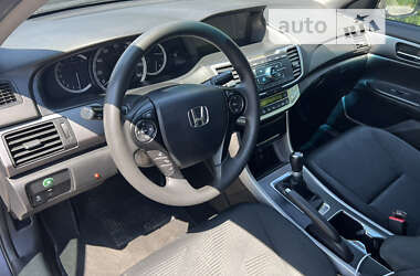 Седан Honda Accord 2014 в Києві