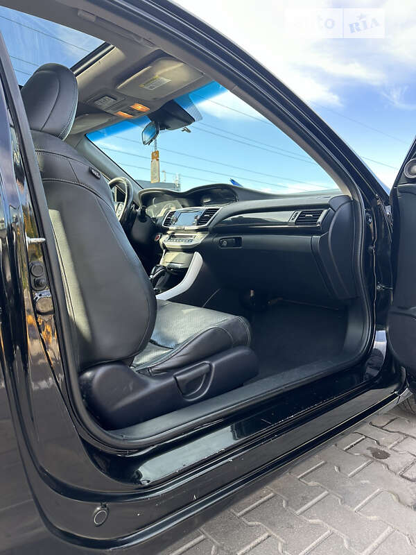 Купе Honda Accord 2013 в Києві
