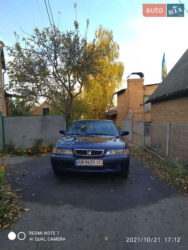 Седан Honda Accord 1996 в Виннице