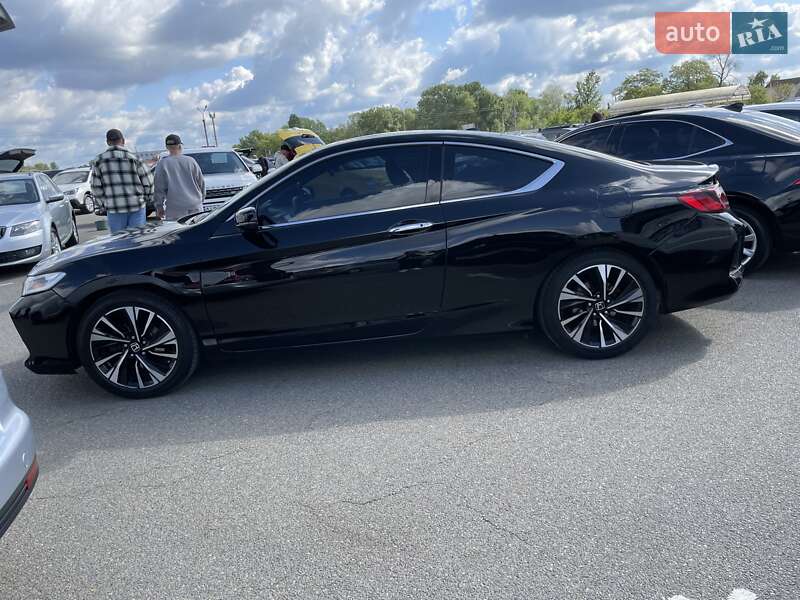 Купе Honda Accord 2015 в Києві