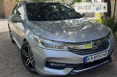 Седан Honda Accord 2016 в Карлівці