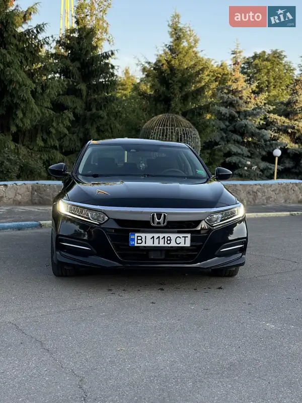 Honda Accord 2019 VIN 1HGCV3F13KA013128 фото оголошення 13 з 90