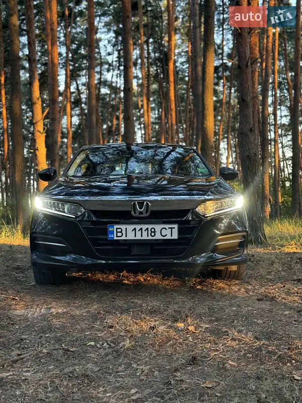 Honda Accord 2019 VIN 1HGCV3F13KA013128 фото оголошення 23 з 90