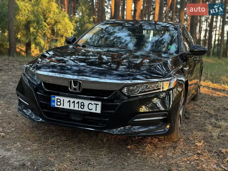 Honda Accord 2019 VIN 1HGCV3F13KA013128 фото оголошення 44 з 90